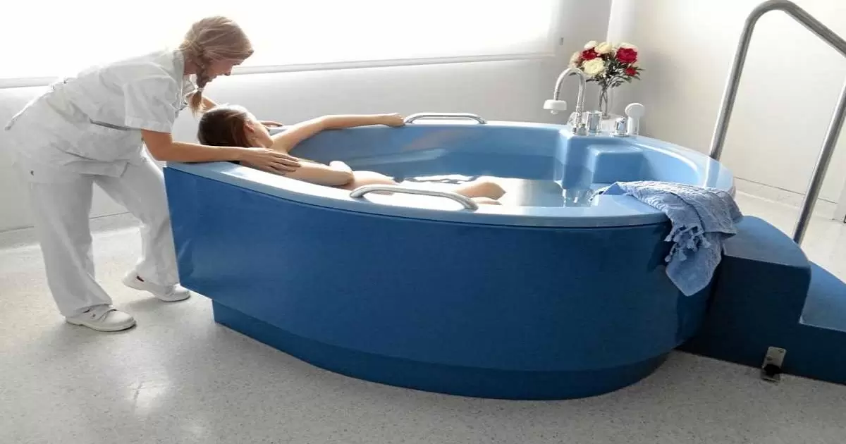 Can a pregnant woman use a jacuzzi