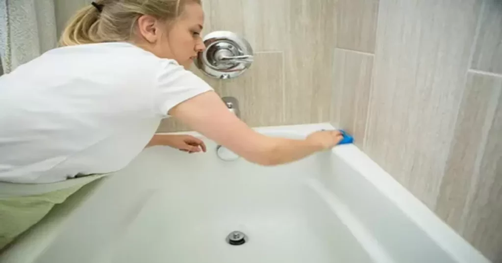 How to Clean a Jetted Tub without Bleach