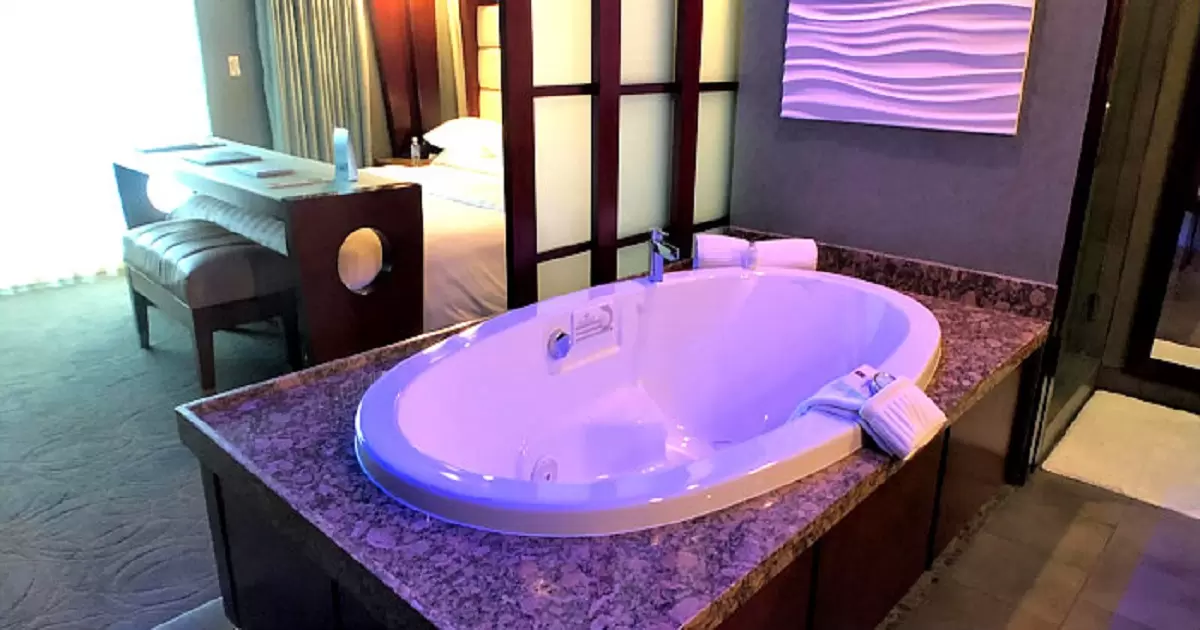 What Is A Spa Tub In A Hotel?