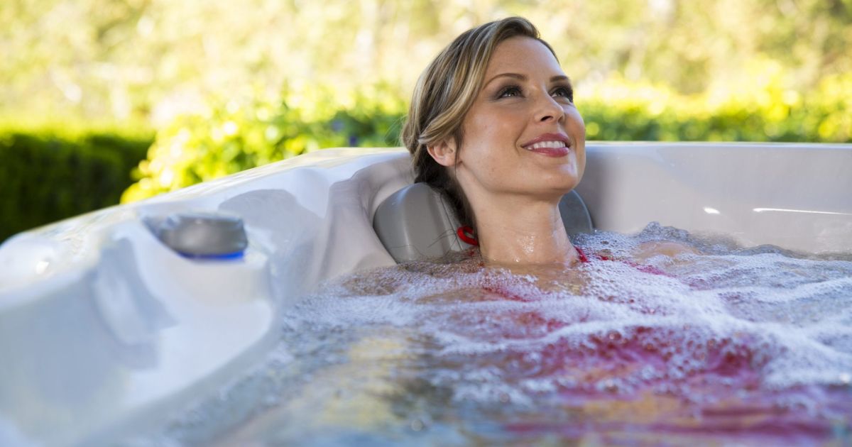 13 Benefits Of Soaking In A Hot Tub
