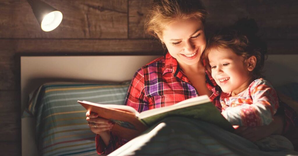 Bedtime Storytelling: A Guide for Parents